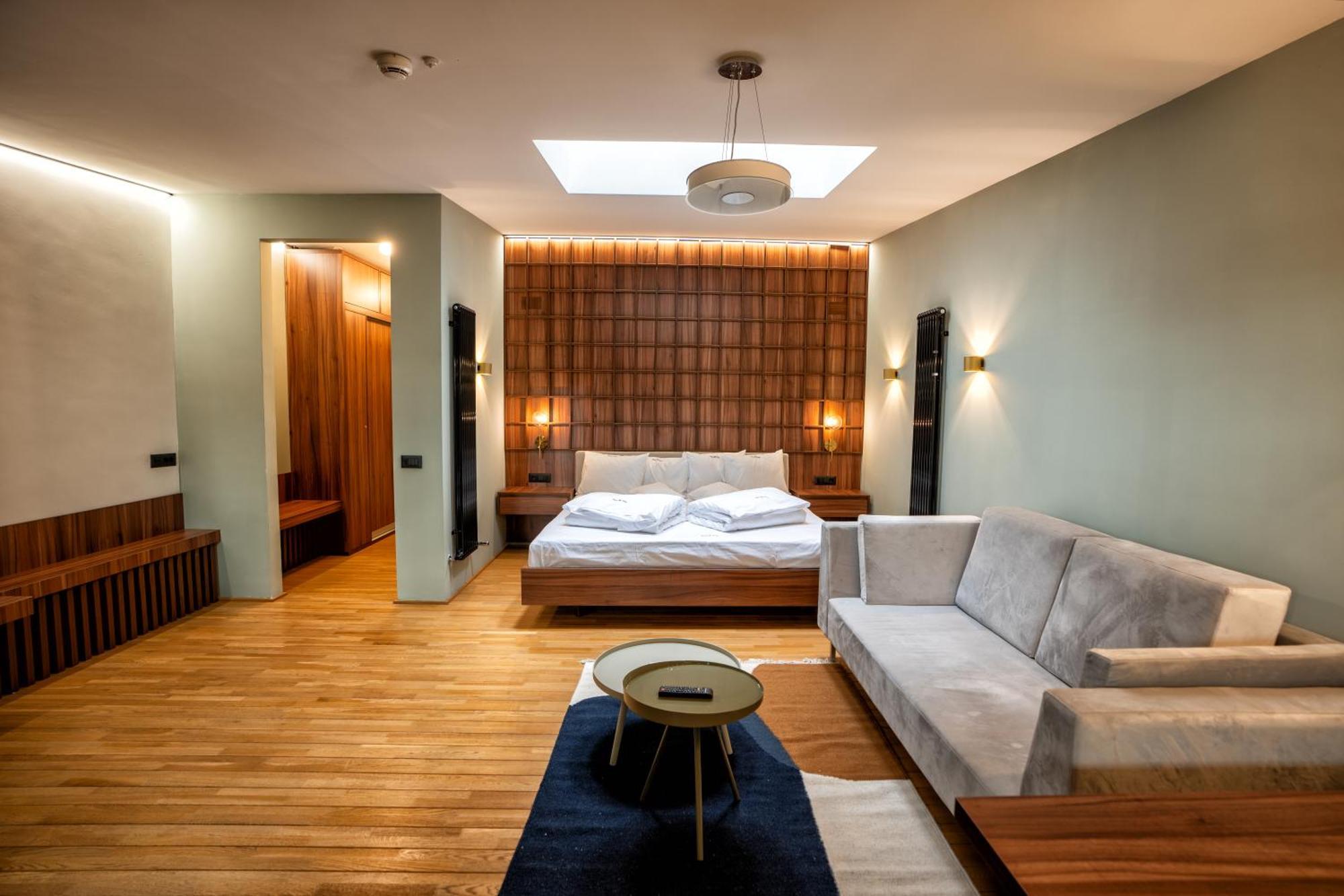 Hotel Curtea Veche Куртя-де-Арджеш Екстер'єр фото