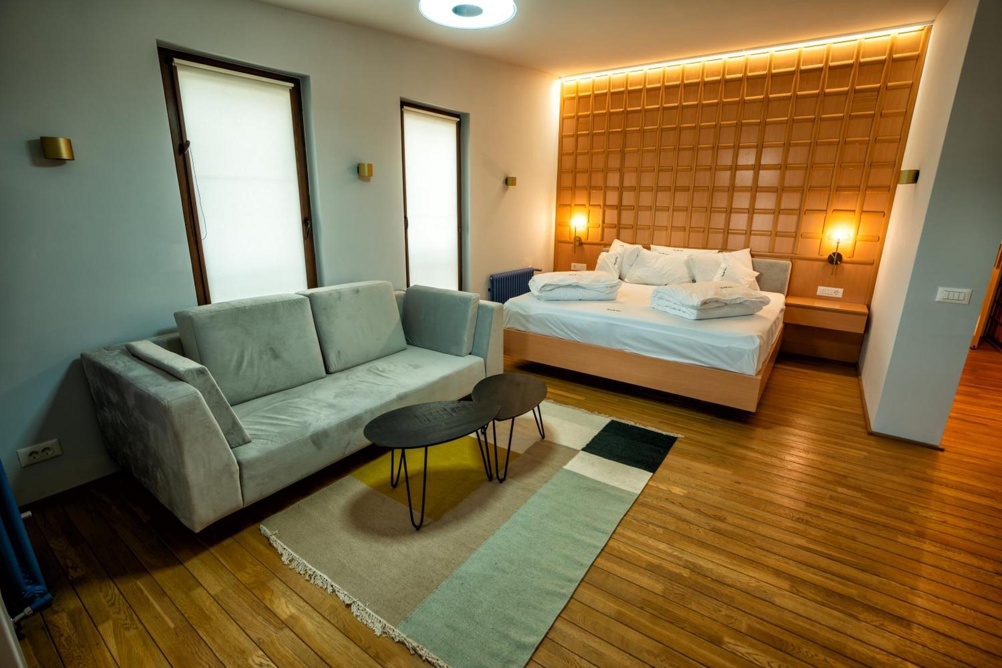 Hotel Curtea Veche Куртя-де-Арджеш Екстер'єр фото